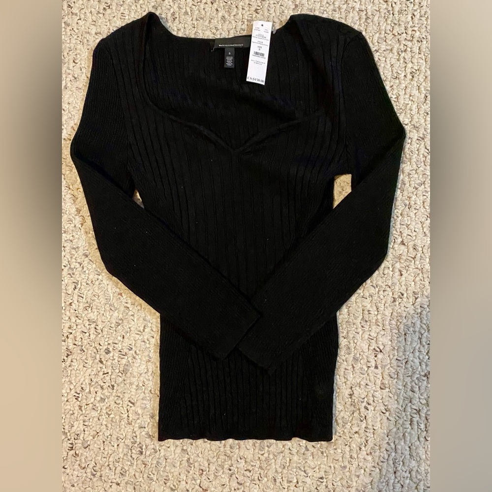 Ladies White House Black Market Ribbed Sweetheart Neckline sweater.  NWT SM